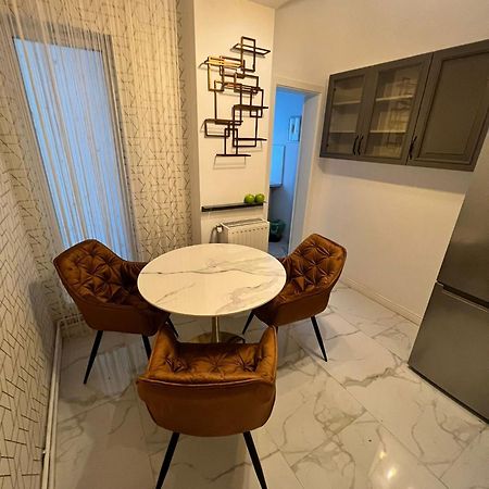 The Artist - Ultracentral Designer Apartment Букурещ Екстериор снимка