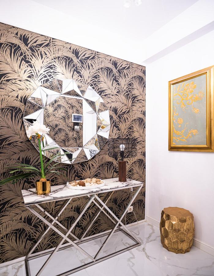 The Artist - Ultracentral Designer Apartment Букурещ Екстериор снимка