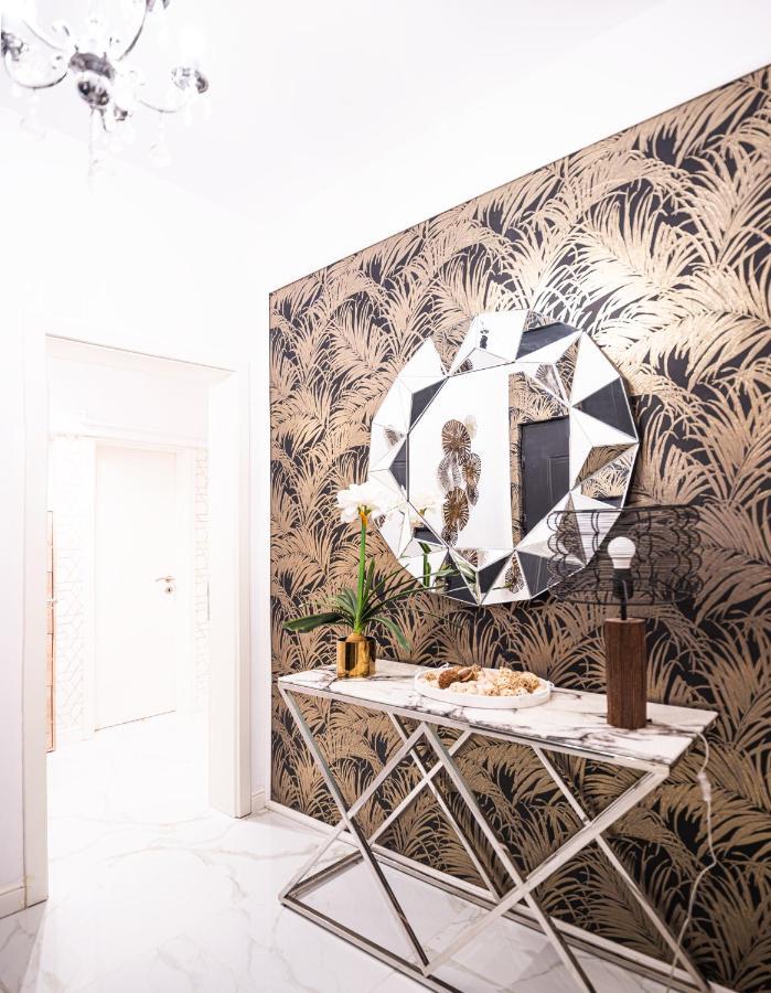 The Artist - Ultracentral Designer Apartment Букурещ Екстериор снимка