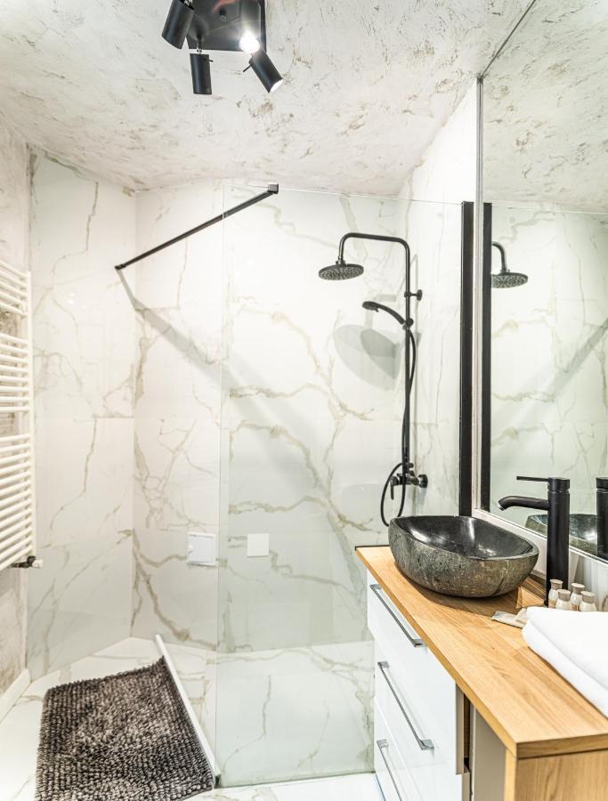 The Artist - Ultracentral Designer Apartment Букурещ Екстериор снимка